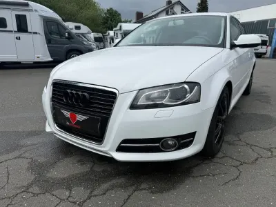 Käytetty Audi A3 Attraction 125 HP (91 kW) 2010 Valkoinen Viistoperä