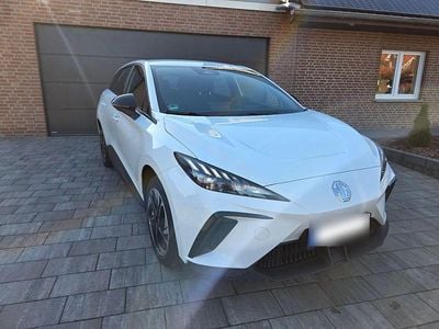 Second-hand MG MG4 EV 125 kW (170 CP) 2023 Alb Hatchback