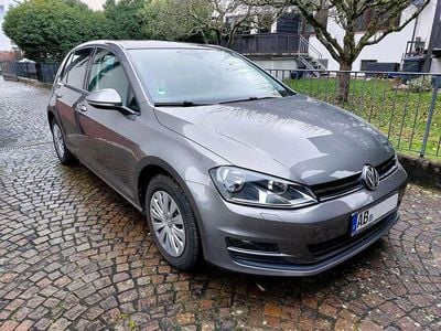 Gebraucht VW Golf VII Comfortline 105 PS (77 kW) 2013 Grau Limousine