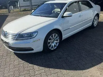 Gebraucht VW Phaeton 245 PS (180 kW) 2015 Weiß Limousine