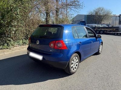Gebraucht VW Golf V 102 PS (75 kW) 2005 Blau Kleinwagen