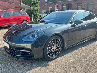 Porsche Panamera 4S