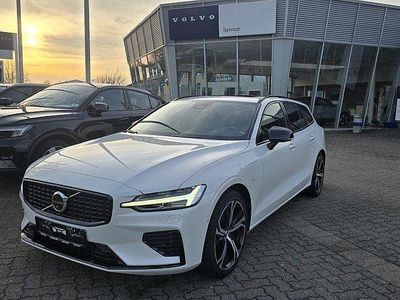 Gebraucht Volvo V60 Ultimate 455 PS (334 kW) 2022 Weiß Kombi