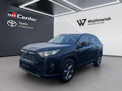 Gebraucht Toyota RAV4 Hybrid Plus 218 PS (160 kW) 2021 Tiefschwarz mica metallic SUV