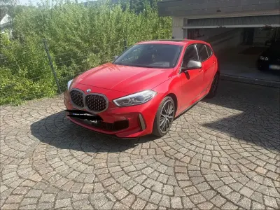 Gebraucht BMW M135 306 PS (225 kW) 2020 Rot Kleinwagen