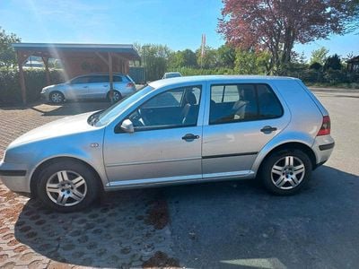 Usata VW Golf IV 75 CV (55 kW) 2003 Argento Utilitaria