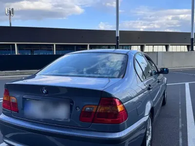 Gebraucht BMW 318 143 PS (105 kW) 2003 Blau Limousine