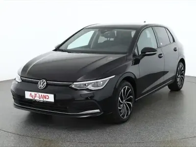 Gebraucht VW Golf VIII Move 131 PS (96 kW) 2023 Schwarz Limousine