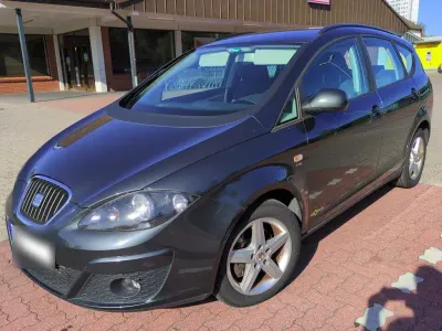 Gebraucht Seat Altea XL Copa 105 PS (77 kW) 2011 Grau Van / Kleinbus
