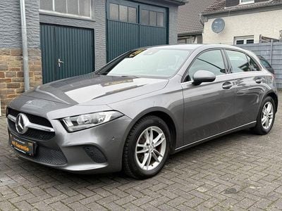 Gebraucht Mercedes A180 136 PS (100 kW) 2018 Grau Limousine