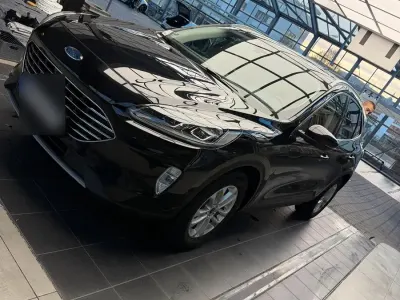 Gebraucht Ford Kuga 190 PS (139 kW) 2020 Schwarz SUV