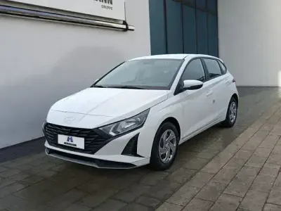 Gebraucht Hyundai i20 Select 79 PS (58 kW) 2025 Atlas white Kleinwagen