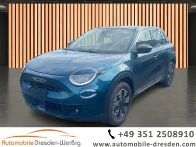 Gebraucht Fiat 600 Pop 136 PS (100 kW) 2025 Blau SUV