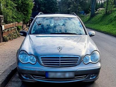 Usata Mercedes C180 143 CV (105 kW) 2004 Oro Station wagon