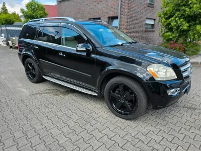 Gebraucht Mercedes GL550 400 PS (294 kW) 2012 Schwarz SUV