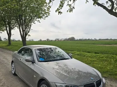 Gebraucht BMW 325 Cabriolet Sport Line 218 PS (160 kW) 2011 Beige Cabrio