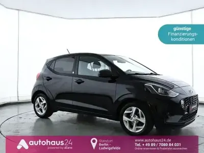 Gebraucht Hyundai i10 Edition 30 67 PS (49 kW) 2022 Schwarz Kleinwagen