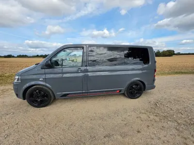 Gebraucht VW T5 140 PS (102 kW) 2012 Grau Van