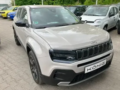 Gebraucht Jeep Avenger Altitude 101 PS (74 kW) 2023 Beige SUV
