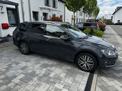 gebraucht VW Golf VII 