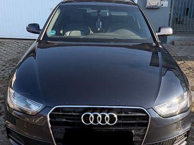 Blau Gebraucht 2015 Audi A4 S-Line Kombi | 11.800 € (Fairer Preis)