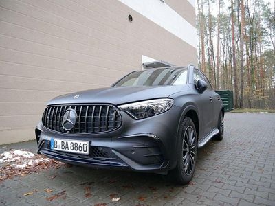 Grau Gebraucht 2023 Mercedes GLC300 AMG SUV | 56.500 € (Teuer)