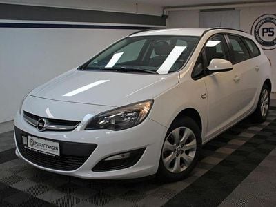 Weiß Gebraucht 2015 Opel Astra S Kombi | 6.490 € (Guter Preis)