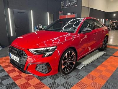 Gebraucht Audi S3 Ambiente 310 PS (228 kW) 2023 Rot Limousine