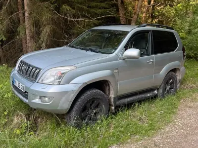 Gebraucht Toyota Land Cruiser 173 PS (127 kW) 2001 Silber SUV
