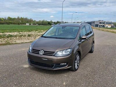Second-hand VW Sharan 140 CP (102 kW) 2013 Maro Monovolum