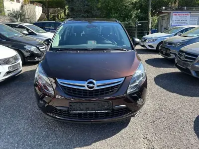 Occasion Opel Zafira Tourer 140 ch (102 kW) 2014 Andere farben Monospace