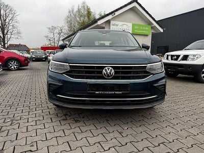 Usata VW Tiguan Basis 150 CV (110 kW) 2021 Blu SUV