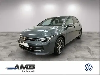 Gebraucht VW Golf VIII Style 150 PS (110 kW) 2024 Grau Limousine