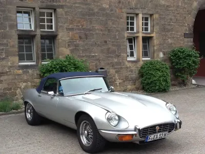 Gebraucht Jaguar E-Type 268 PS (197 kW) 1974 Silber Coupé