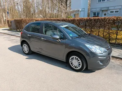 Gebraucht Citroën C3 49 PS (36 kW) 2016 Grau Kleinwagen