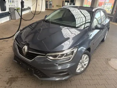 Gebraucht Renault Mégane GrandTour Techno 116 PS (85 kW) 2021 Grau Kombi