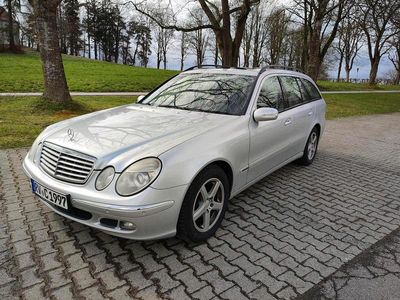 Mercedes E220