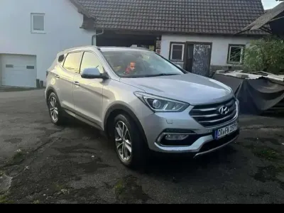 Gebraucht Hyundai Grand Santa Fe Premium 200 PS (147 kW) 2016 Silber SUV