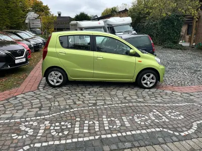 Gebraucht Daihatsu Cuore 69 PS (50 kW) 2008 Grün Kleinwagen