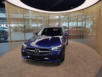 Gebraucht Mercedes C300 265 PS (194 kW) 2022 Blau Kombi