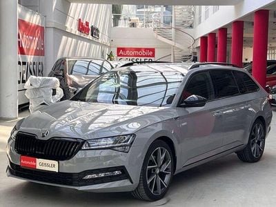 Gebraucht Skoda Superb SportLine 190 PS (139 kW) 2023 Seda steel/steel grau Kombi