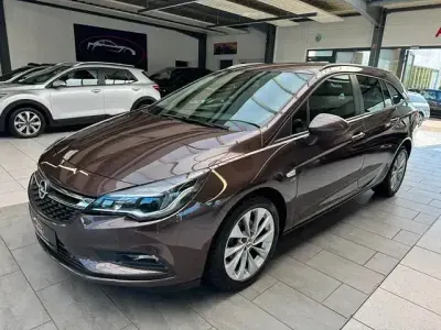 Usata Opel Astra 96 CV (70 kW) 2017 Blu Station wagon