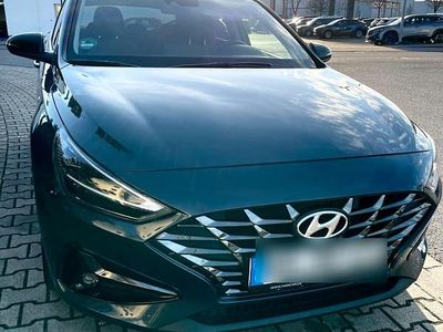 Blau Gebraucht 2022 Hyundai i30 Edition 30+ Coupé | 20.500 € (Fairer Preis)