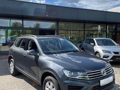 Gebraucht VW Touareg 204 PS (150 kW) 2015 Grau SUV