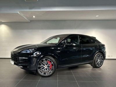Second-hand Porsche Cayenne S E-Hybrid 519 CP (381 kW) 2024 Negru SUV