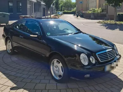 Gebraucht Mercedes CLK320 Elegance 218 PS (160 kW) 1999 Schwarz Coupé