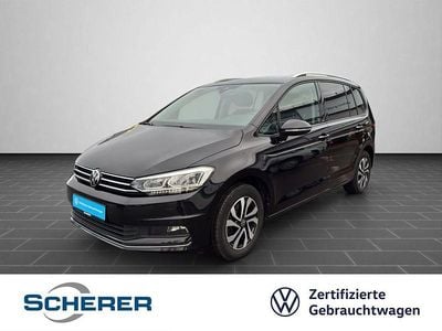 Deep black perleffekt (metallic) Gebraucht 2021 VW Touran Active Van / Kleinbus | 24.490 € (Fairer Preis)