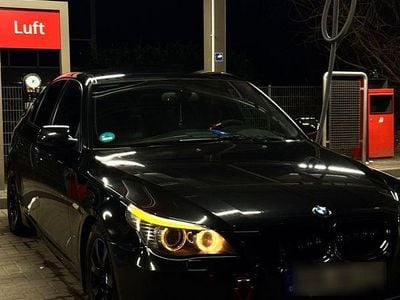 Second-hand BMW 525 Exclusive 300 CP (220 kW) 2008 Roșu Berlinǎ