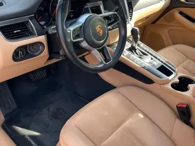 Gebraucht Porsche Macan 252 PS (185 kW) 2016 Schwarz SUV