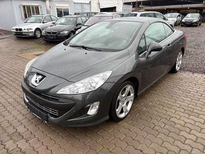 Grau Gebraucht 2010 Peugeot 308 CC Platinum Cabrio | 2.950 €